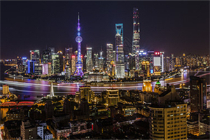 Warm Memories： Exploring the Markets in Shanghai