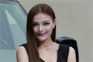 The power dynamics in the relationships between men and women in Shanghai